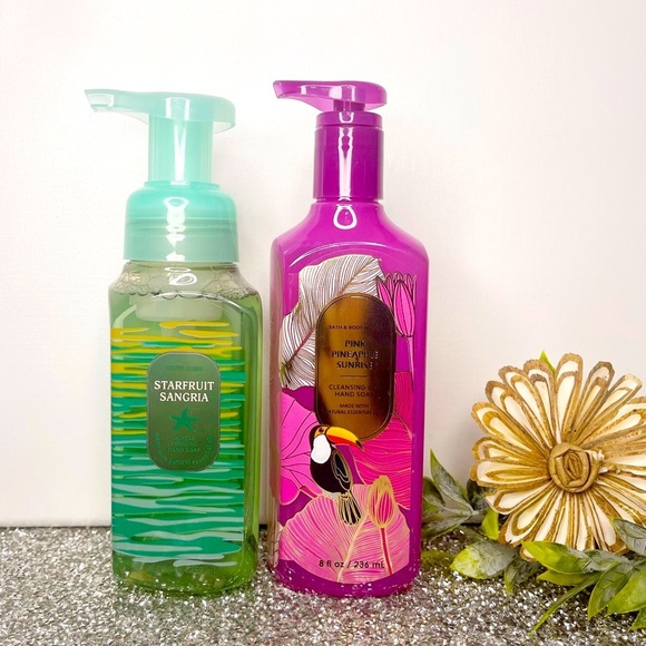 Bath & Body Works Hand Soap Pink Pineapple Sunrise & Starfish Sangria Nwt - Picture 1 of 3